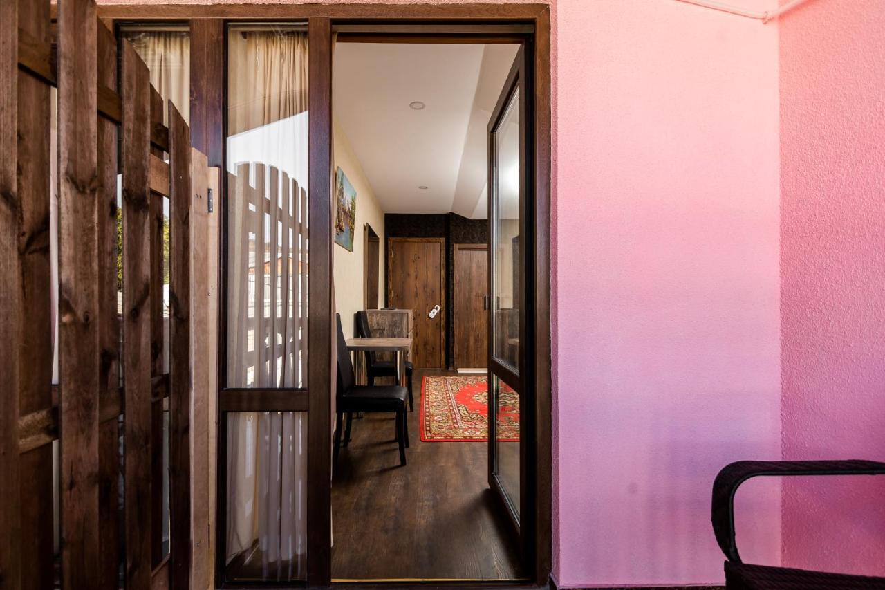 George Hotel Tbilisi Bagian luar foto
