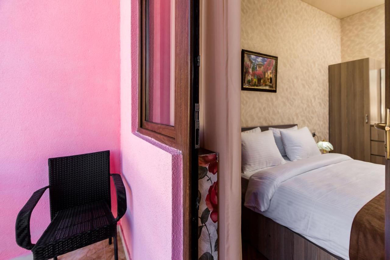 George Hotel Tbilisi Bagian luar foto