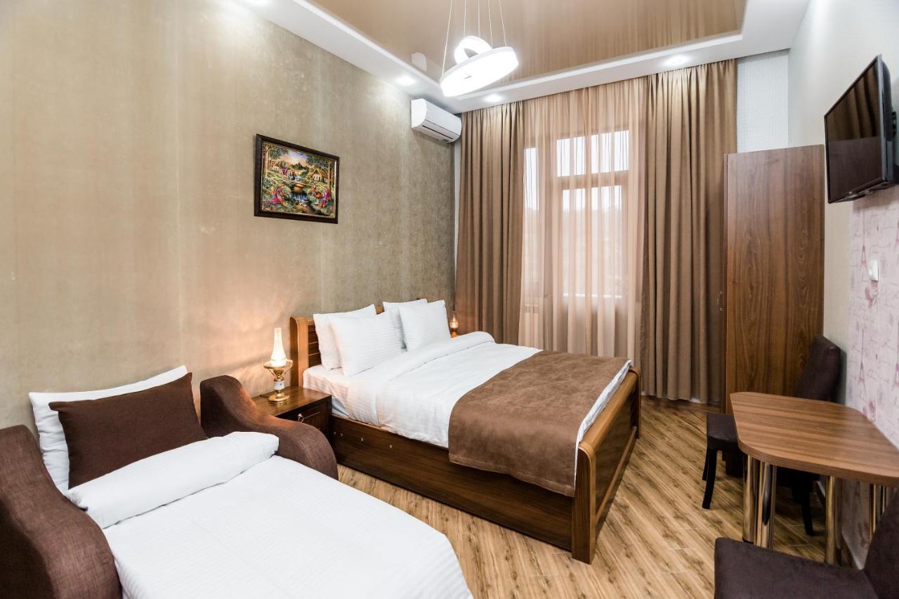 George Hotel Tbilisi Bagian luar foto