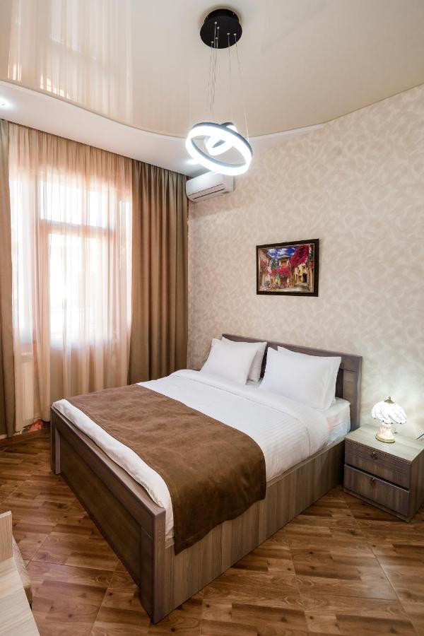 George Hotel Tbilisi Bagian luar foto