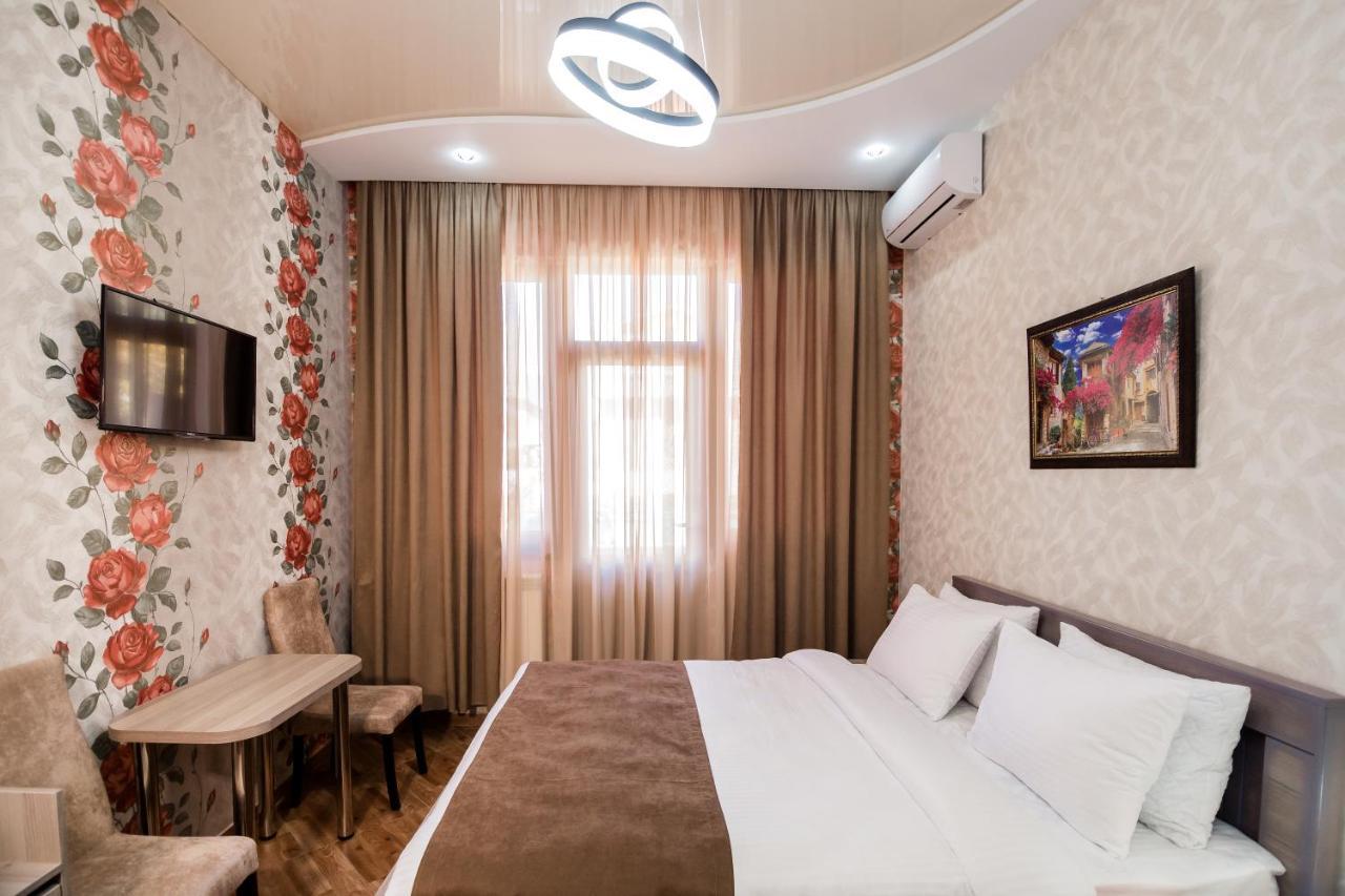 George Hotel Tbilisi Bagian luar foto