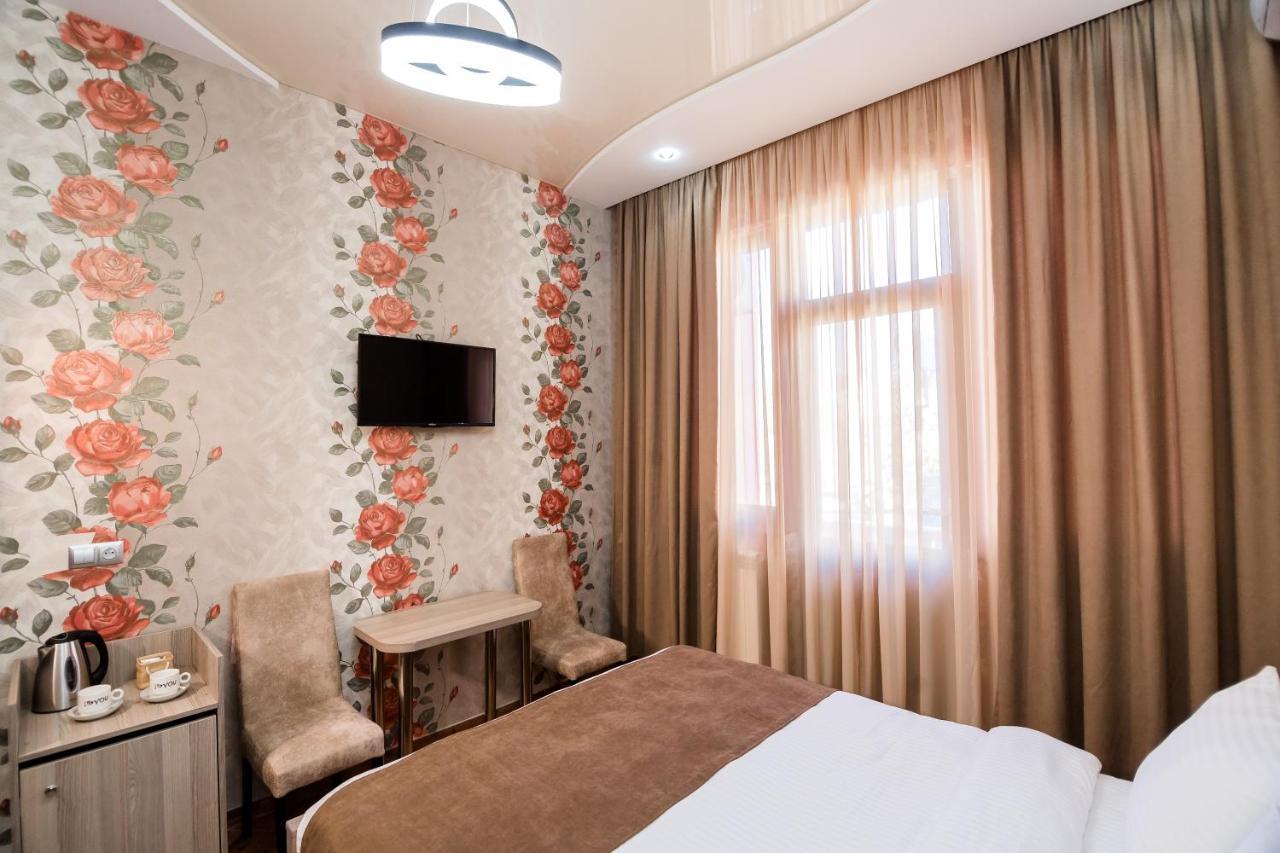 George Hotel Tbilisi Bagian luar foto