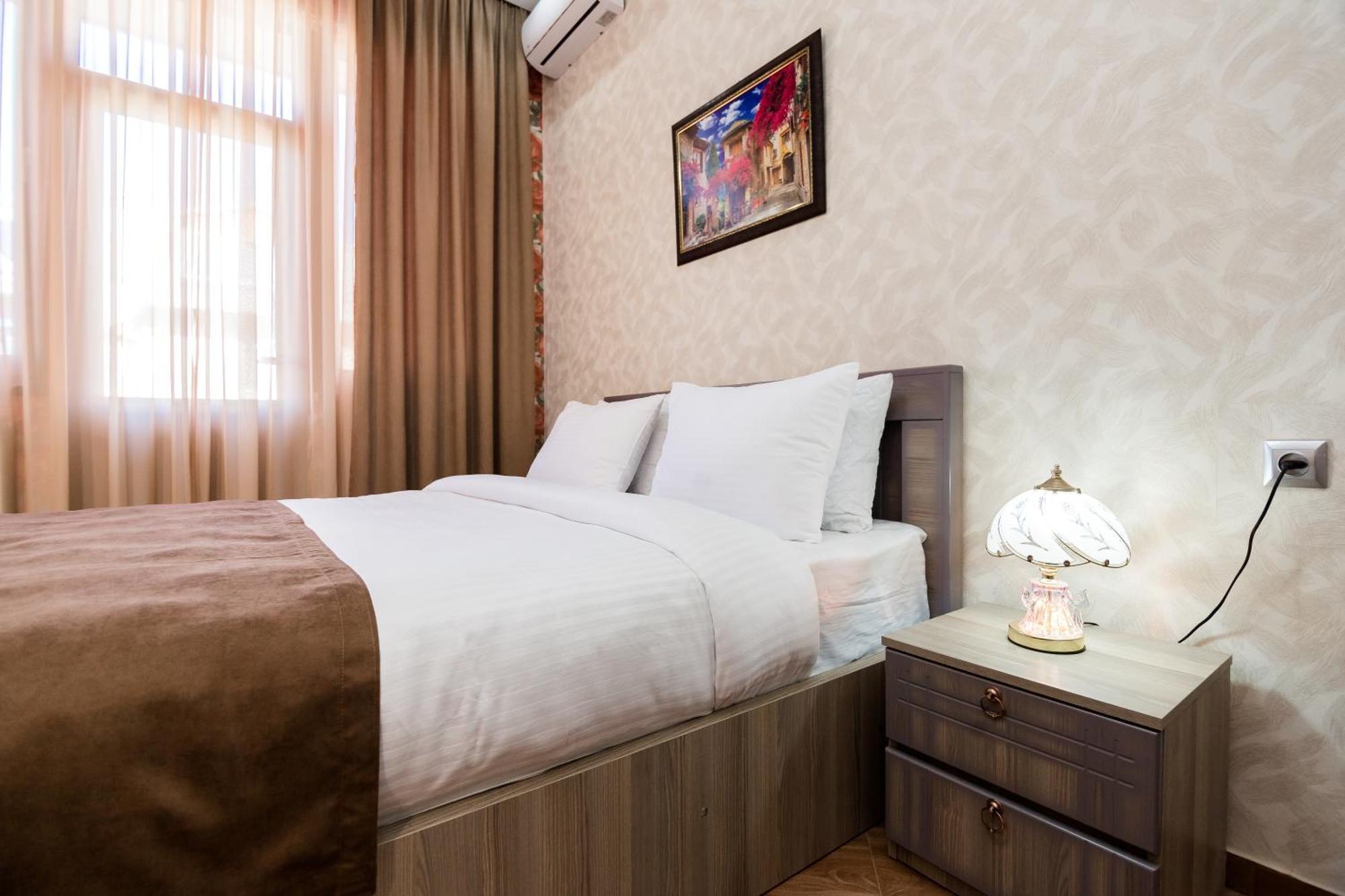 George Hotel Tbilisi Bagian luar foto