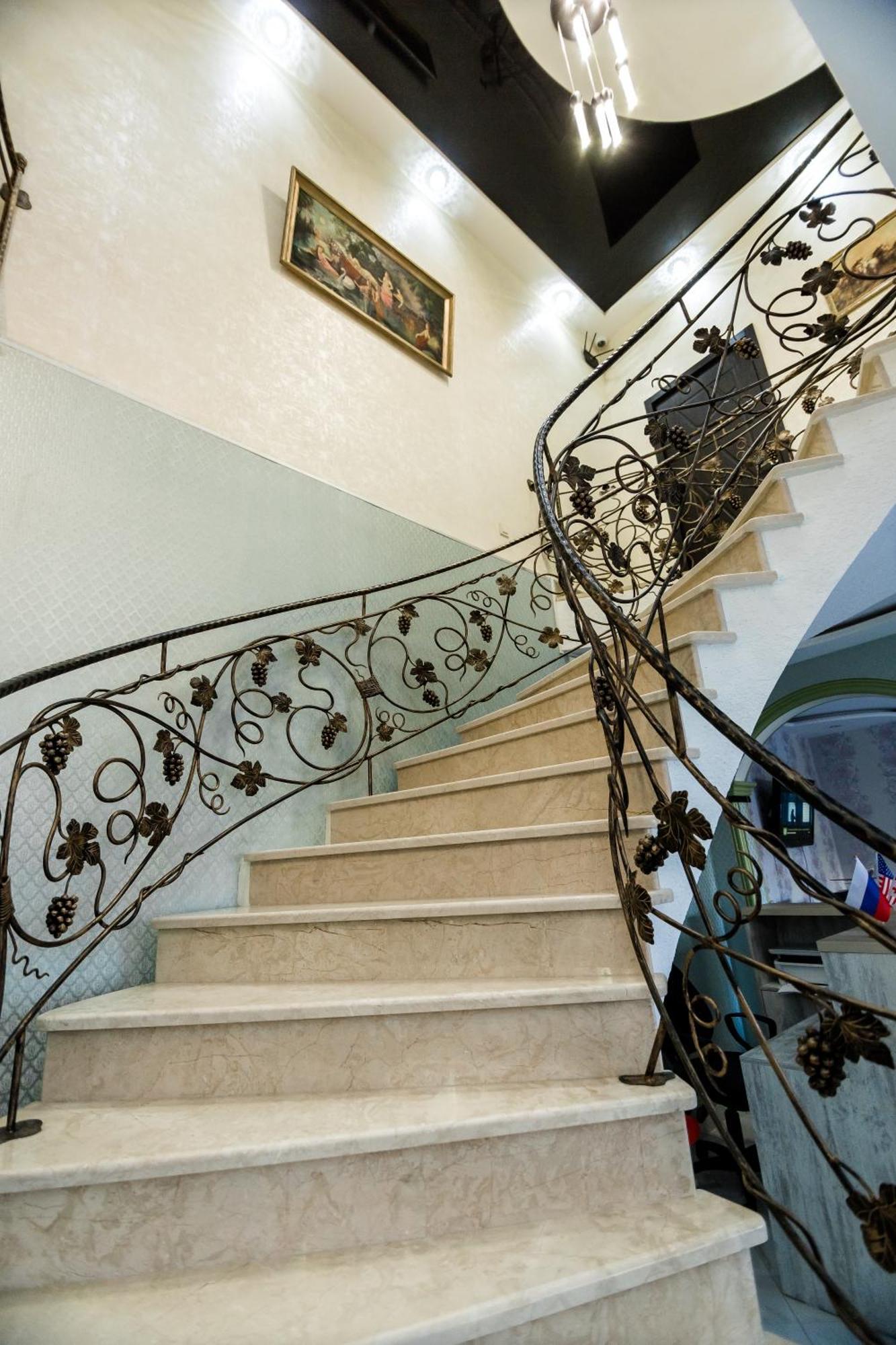 George Hotel Tbilisi Bagian luar foto