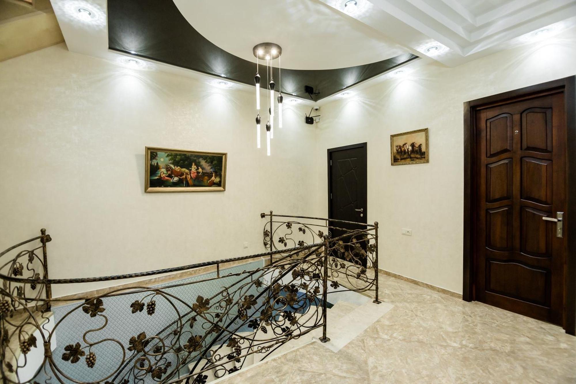 George Hotel Tbilisi Bagian luar foto