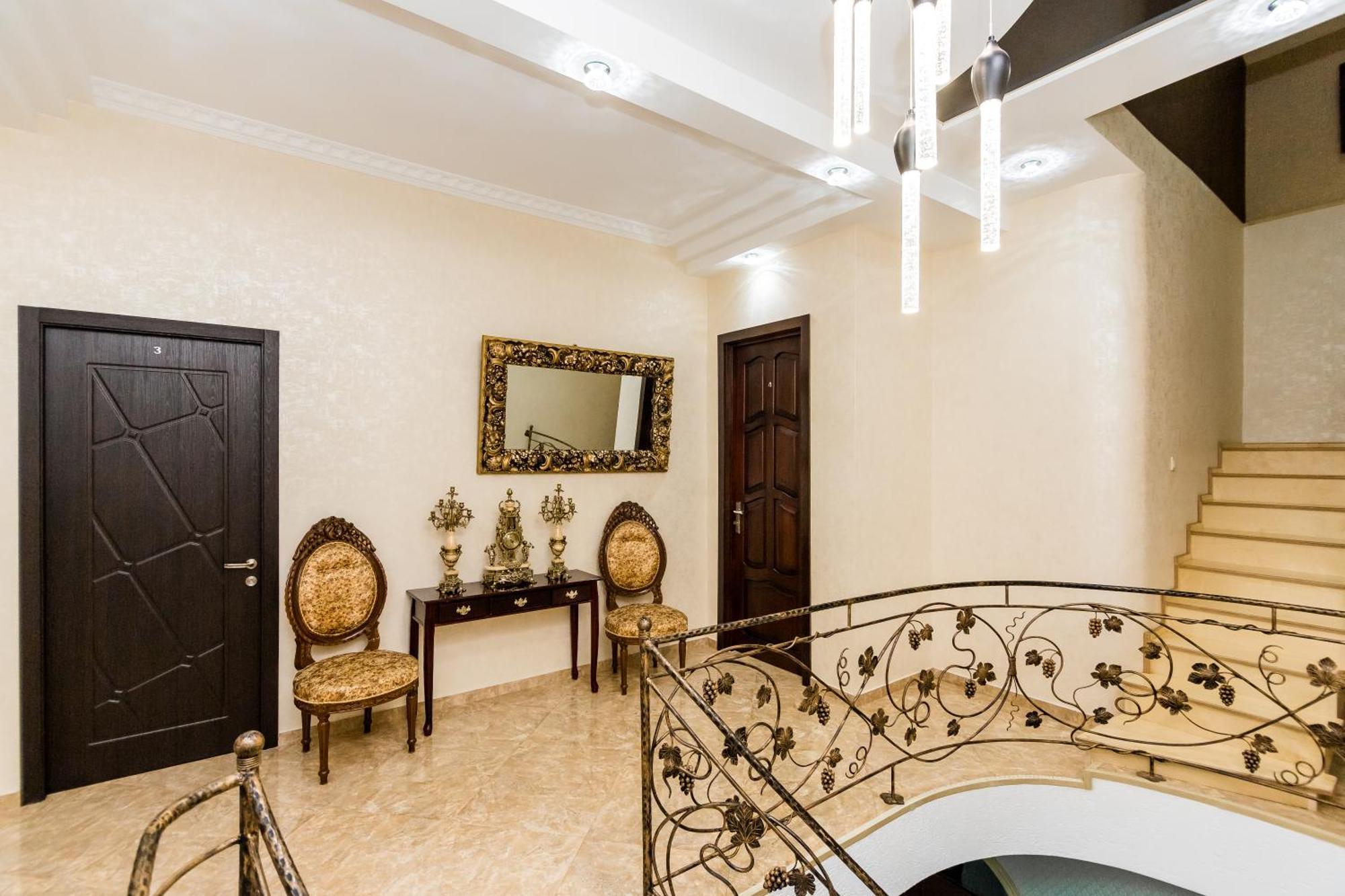 George Hotel Tbilisi Bagian luar foto
