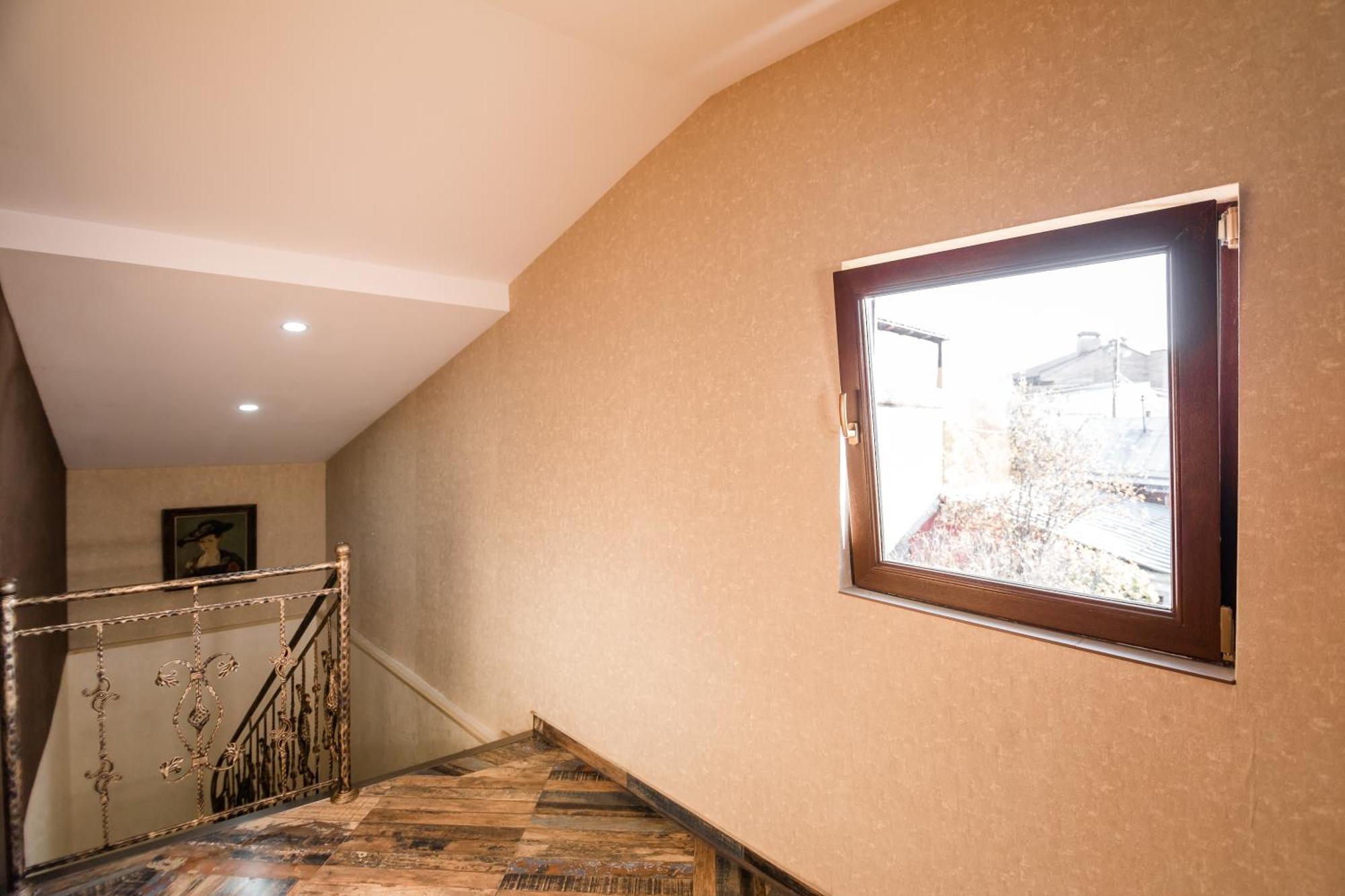 George Hotel Tbilisi Bagian luar foto